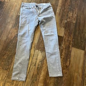 Gray Patagonia size 29 skinny leg corduroys